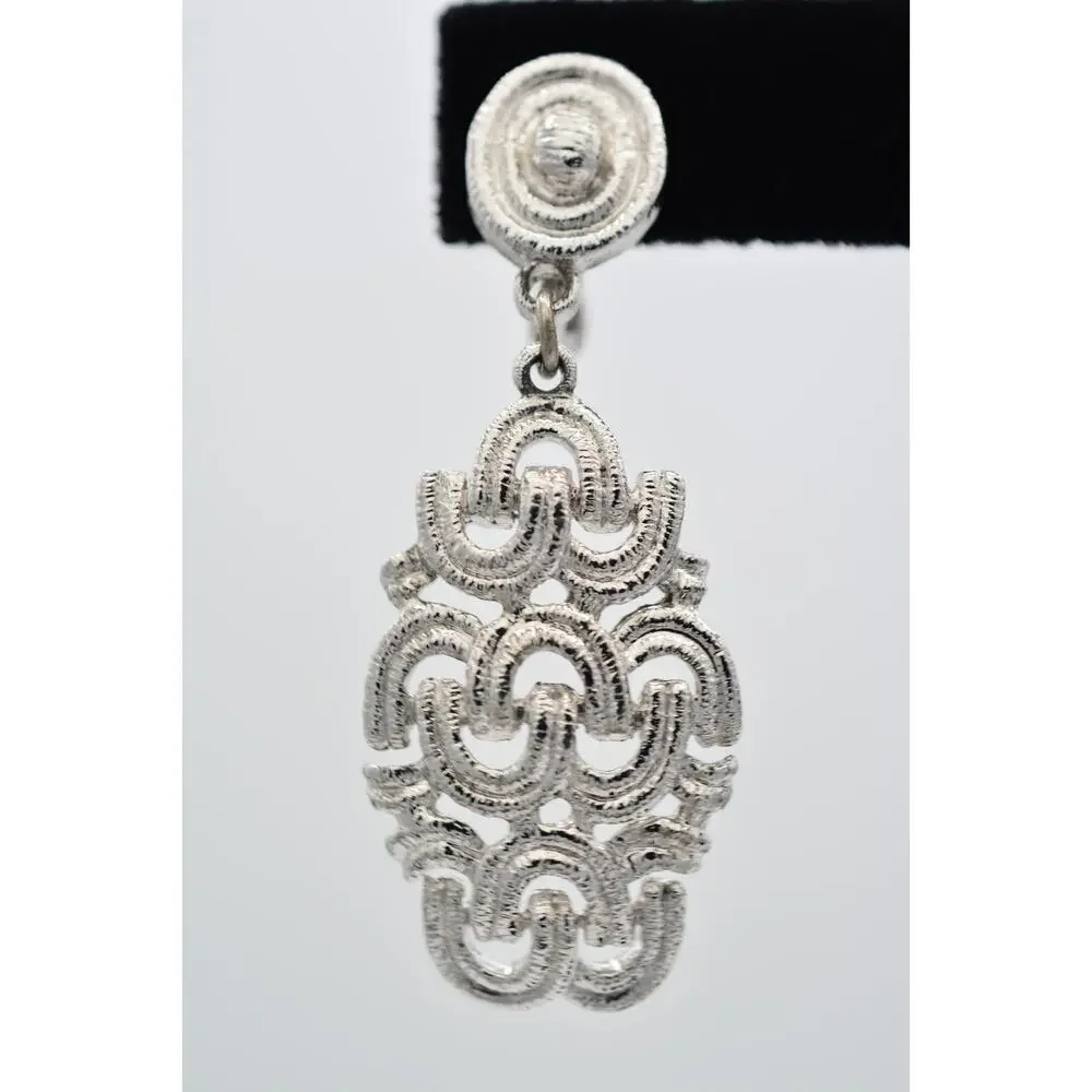 Monet elegant vintage